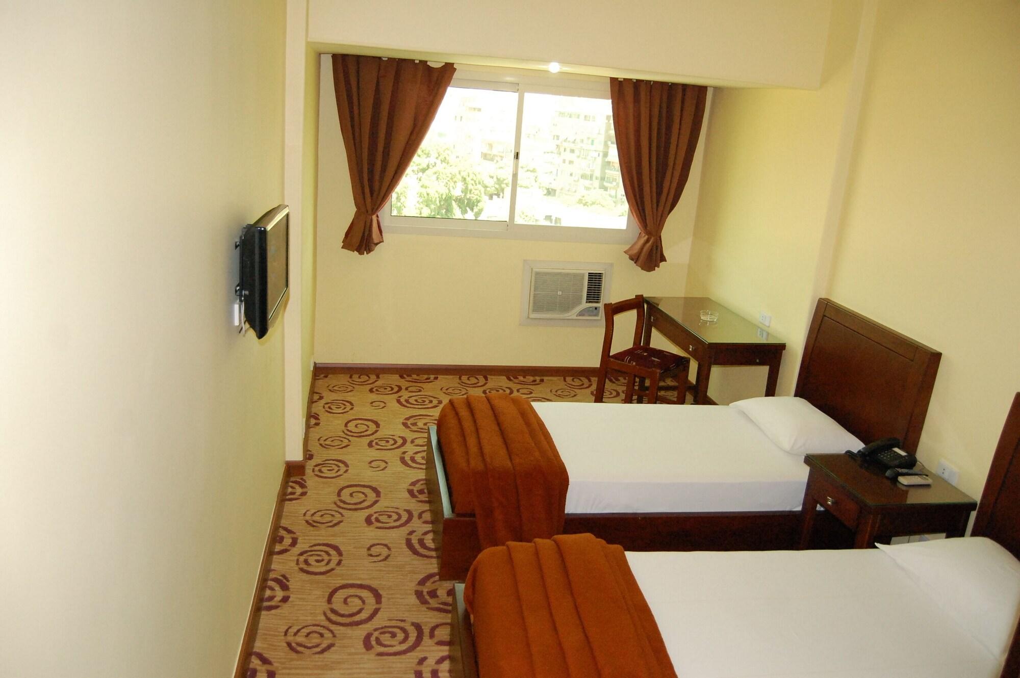 King Hotel Cairo Giza Esterno foto