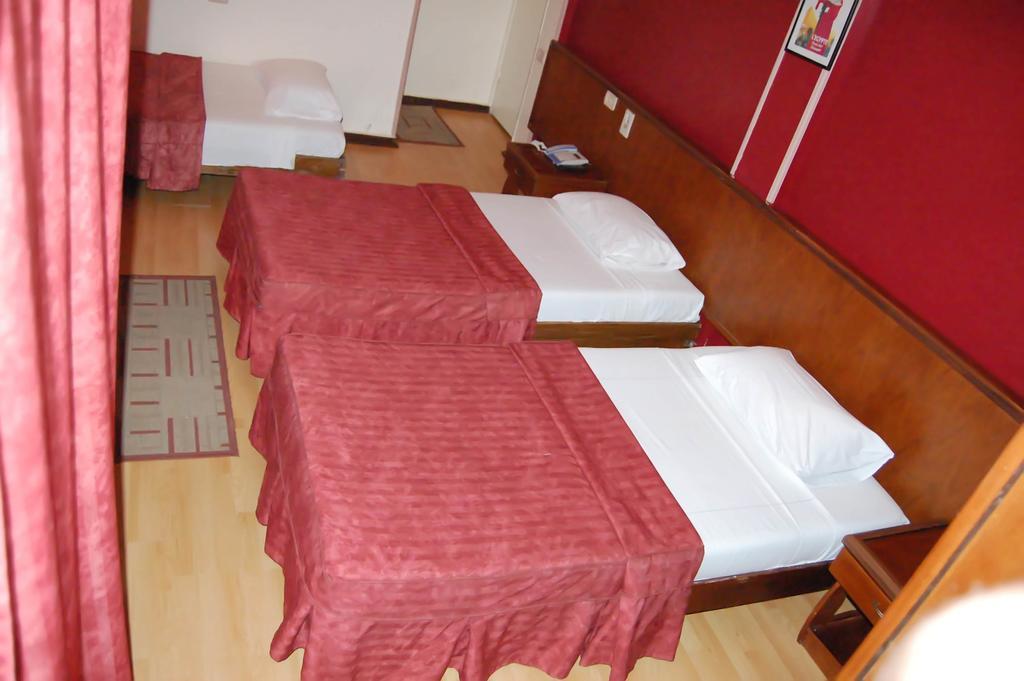 King Hotel Cairo Giza Esterno foto