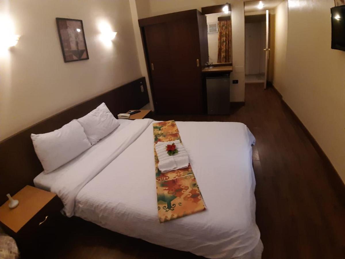 King Hotel Cairo Giza Esterno foto
